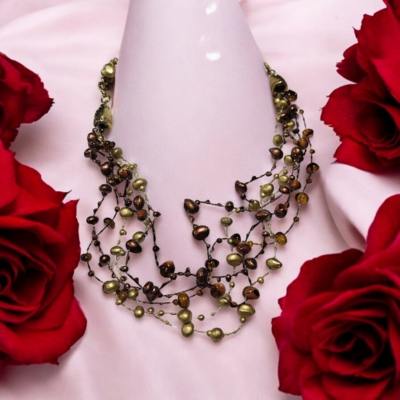 Jewelry - Copper tone multi layer beaded necklace